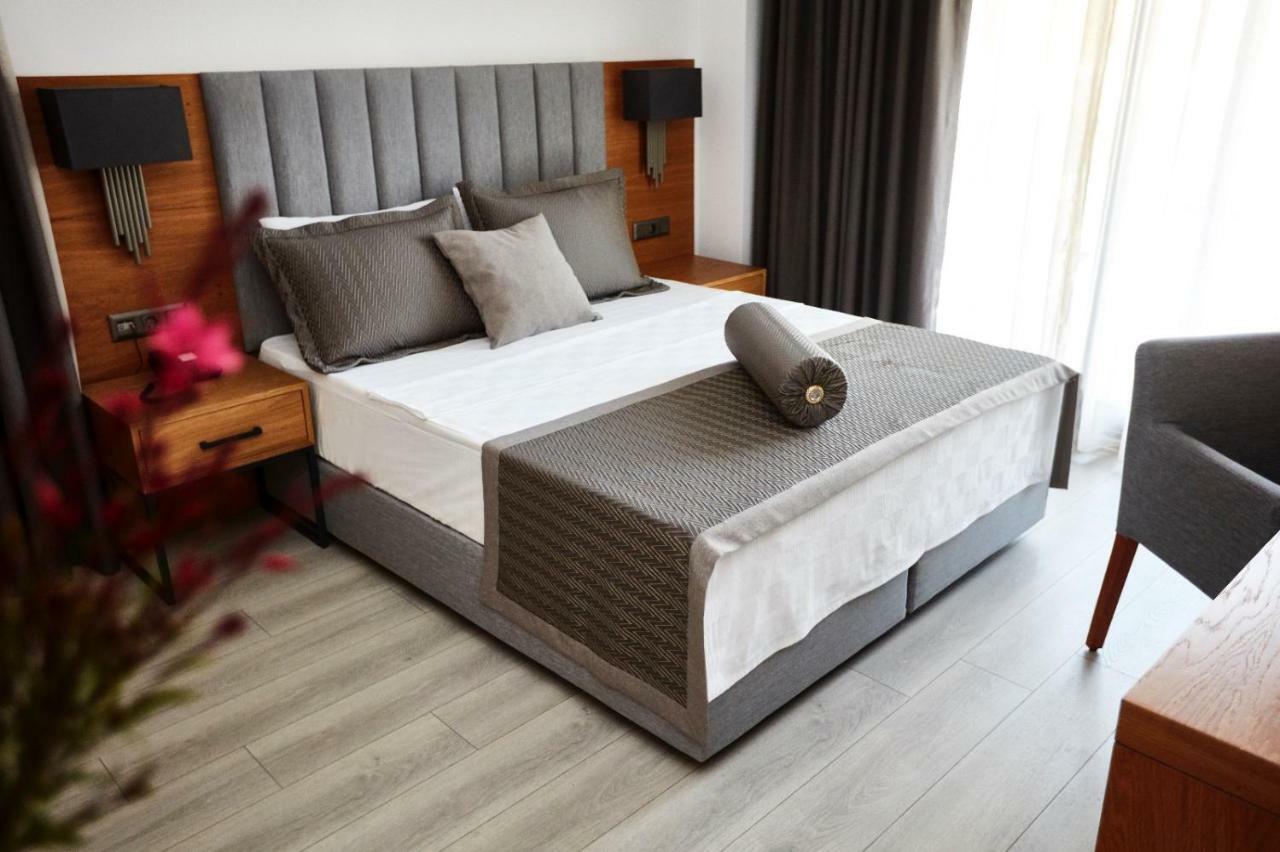 Ruwais Hotel Çeşme المظهر الخارجي الصورة
