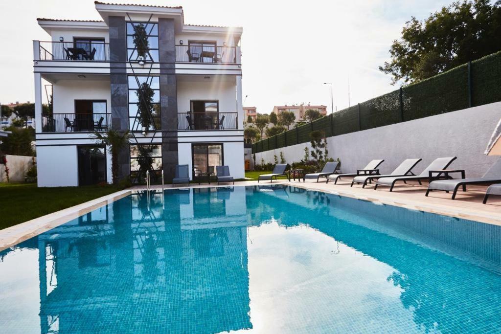 Ruwais Hotel Çeşme المظهر الخارجي الصورة