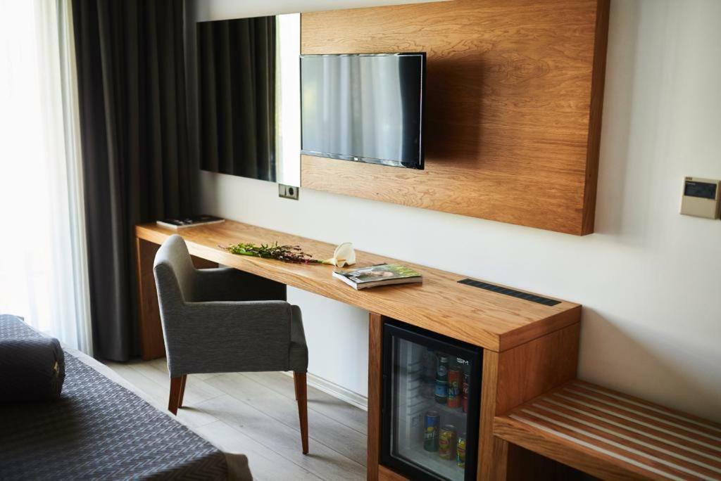 Ruwais Hotel Çeşme المظهر الخارجي الصورة